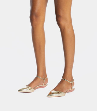 flat mode of gold shoes