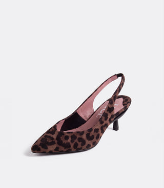 A single pointed-toe slingback pump in brown and black leopard print with a pink inner lining, shown on a light gray background.