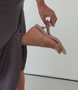 Video clear sandals folding flat